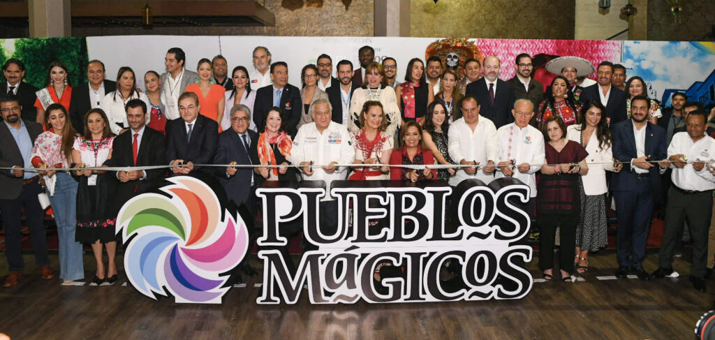 La riqueza turística, gastronómica y artesanal de los Pueblos Mágicos de México se presentó en Los Ángeles, California