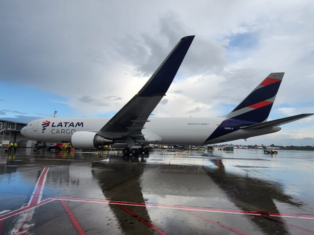 Grupo LATAM recibe su avión de carga 19 con lo que aumenta en más de 70% su capacidad carguera