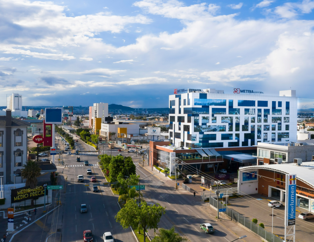 Hoteles que destacan en la guanajuatense Ciudad de León para viajeros de negocios