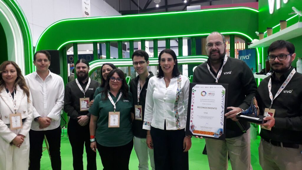 VIVA REFUERZA SU COMPROMISO CON LA CONECTIVIDAD AÉREA DE MÉXICO Y EL IMPULSO AL TURISMO NACIONAL DURANTE EL TIANGUIS TURÍSTICO 2025